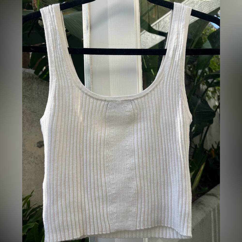 Everlane Ribbed Tank Top - Picture 4 of 7